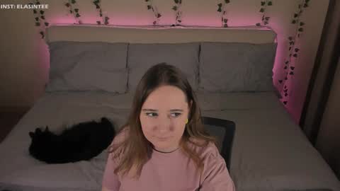 Ela give me a thumbs up if you like it  and this is important for the development of the account online show from 02.22.26