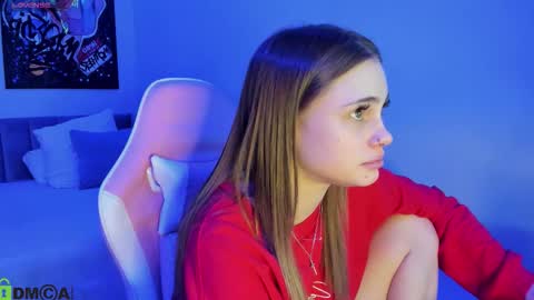 Snapshot of elsa_carterr chatting on 12.18.25 elsa_carterr online show from 12.18.25