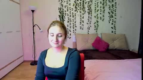 Elsa  online show from 10.09.25