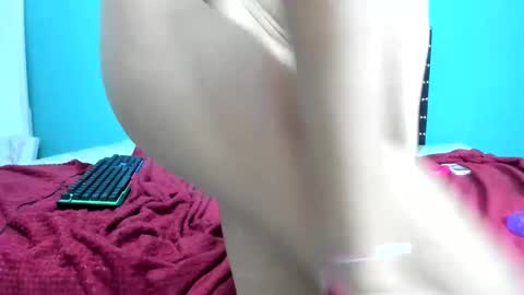 Snapshot of elsa_jean99 chatting on 12.06.24 elsa_jean99 online show from 12.06.24