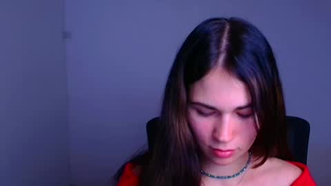 Snapshot of elsa_mur chatting on 12.12.24 Elsa online show from 12.12.24