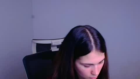 Snapshot of elsa_mur chatting on 12.13.24 Elsa online show from 12.13.24