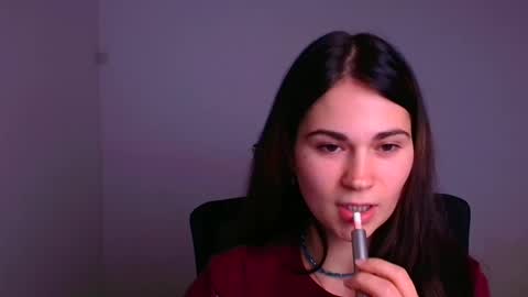 Snapshot of elsa_mur chatting on 12.18.24 Elsa online show from 12.18.24