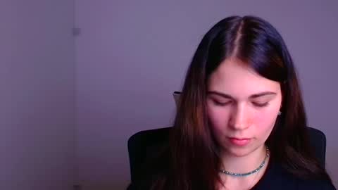 Snapshot of elsa_mur chatting on 12.19.24 Elsa online show from 12.19.24