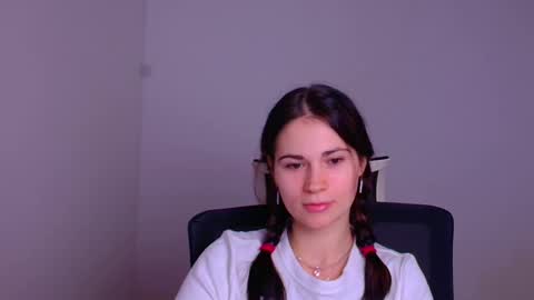 Snapshot of elsa_mur chatting on 01.09.25 Elsa online show from 01.09.25