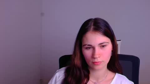 Snapshot of elsa_mur chatting on 01.12.25 Elsa online show from 01.12.25