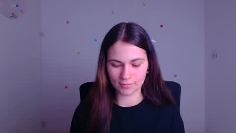 Snapshot of elsa_mur chatting on 03.11.25 Elsa online show from 03.11.25