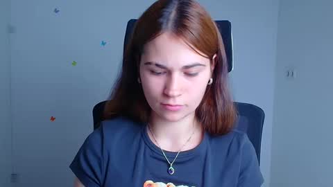 Snapshot of elsa_mur chatting on 10.07.25 Elsa online show from 10.07.25