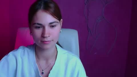 Snapshot of elsa_mur chatting on 10.09.25 Elsa online show from 10.09.25