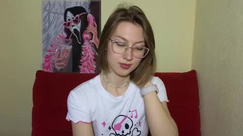 Snapshot of elsaangel chatting on 01.10.25 elsaangel online show from 01.10.25