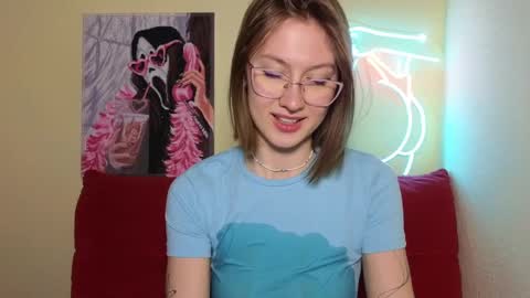 Snapshot of elsaangel chatting on 02.16.25 elsaangel online show from 02.16.25