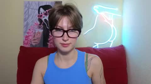 Snapshot of elsaangel chatting on 09.30.25 elsaangel online show from 09.30.25