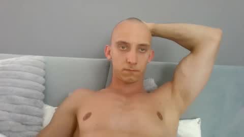 Snapshot of elsololobo159951 chatting on 05.10.26 elsololobo159951 online show from 05.10.26
