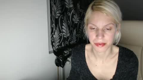elssa_rush online show from 03.01.25