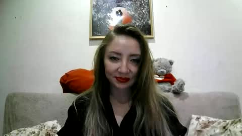 ElvinaSweet online show from 09.30.25