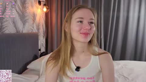 Snapshot of elvyrose chatting on 02.27.26 Alex online show from 02.27.26