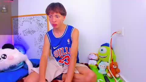 Snapshot of ely_king chatting on 07.07.26 E L Y K I N G online show from 07.07.26