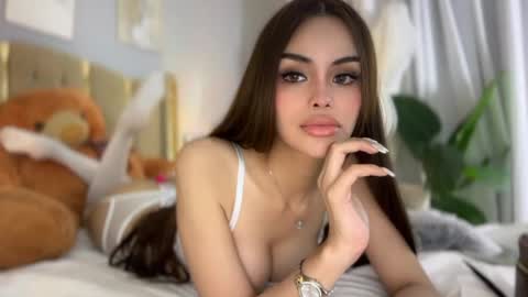 ElysHunter the girl will hunt you  online show from 01.11.26