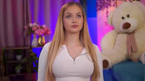 Elyssa online show from 01.08.26