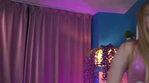 Elyssa online show from 04.04.26