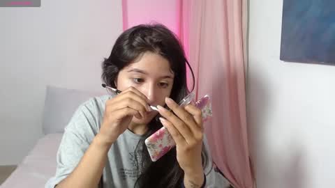 A N D R E A online show from 01.21.25