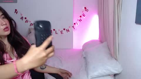 A N D R E A online show from 02.15.25