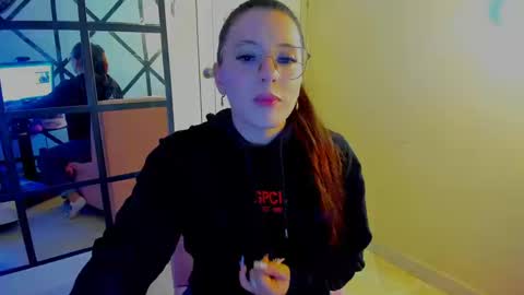 Estefany Martinez Acua INSTAGRAM ema 04oficial online show from 10.20.25