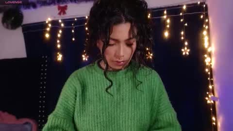 Snapshot of ema_ploxx chatting on 01.16.26 ema_ploxx online show from 01.16.26