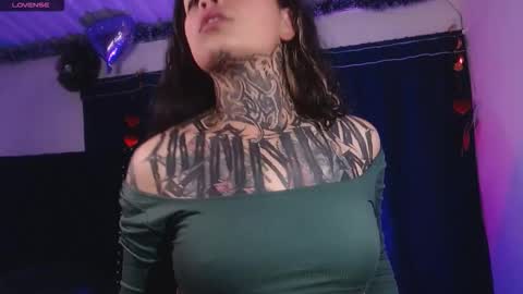 Snapshot of ema_ploxx chatting on 03.02.26 ema_ploxx online show from 03.02.26