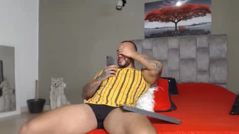 Snapshot of emanuelspencer chatting on 05.06.26 emanuelspencer online show from 05.06.26