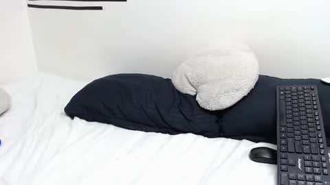 Ema Walker online show from 12.10.24