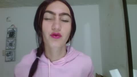 Snapshot of ember57607 chatting on 02.06.25 ember57607 online show from 02.06.25