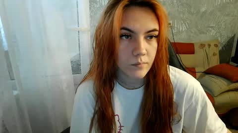 Snapshot of ember__fox chatting on 06.02.26 ember__fox online show from 06.02.26