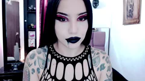 Emerald Black online show from 03.03.25