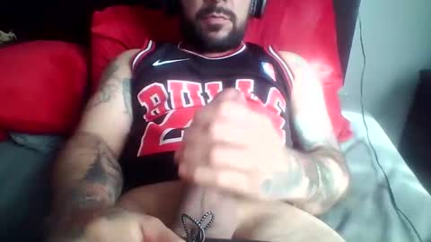 Snapshot of emecuatro20 chatting on 10.11.25 emecuatro20 online show from 10.11.25