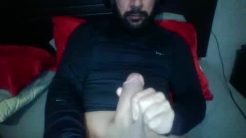 Snapshot of emecuatro20 chatting on 11.06.25 emecuatro20 online show from 11.06.25