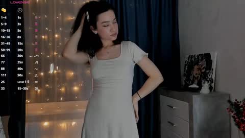 Snapshot of emeliareaper chatting on 02.24.25 Emelia online show from 02.24.25