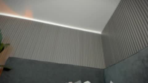 Snapshot of emelie_89 chatting on 04.29.26 emelie_89 online show from 04.29.26