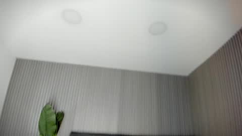 Snapshot of emelie_89 chatting on 05.08.26 emelie_89 online show from 05.08.26