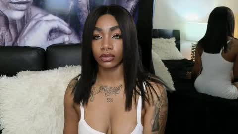 anyelii  online show from 09.13.25