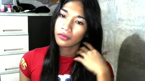 Snapshot of emely_lany chatting on 08.01.26 Lany online show from 08.01.26