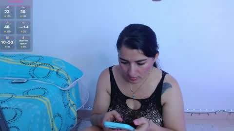 Snapshot of emelyross_ chatting on 05.30.26 emely ross online show from 05.30.26