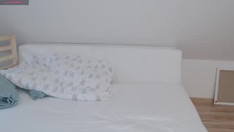 just me online show from 12.04.25