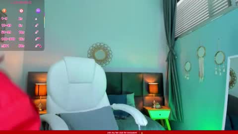 Snapshot of emeralda_co chatting on 03.04.26 Esmeralda online show from 03.04.26
