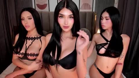 Snapshot of emeraldfvckinggreyson chatting on 11.05.25 Emerald online show from 11.05.25