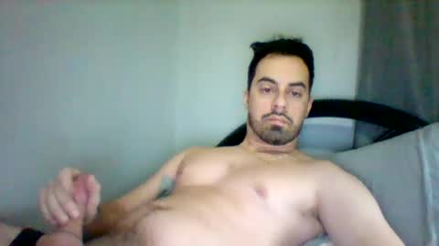 Snapshot of emgee88 chatting on 01.11.25 emgee88 online show from 01.11.25