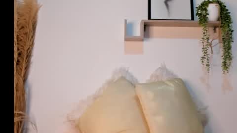 emi_carter online show from 11.27.25