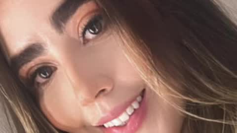 emi_royse online show from 04.15.26