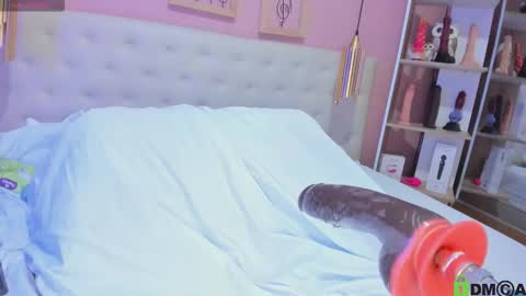 Emily Sarai online show from 11.12.25