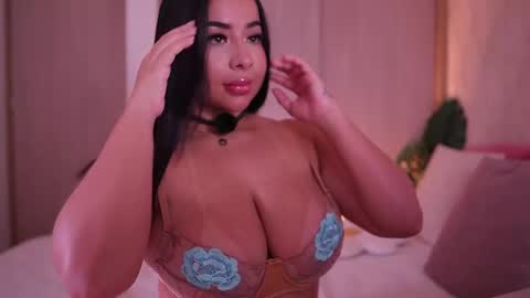    online show from 10.08.25